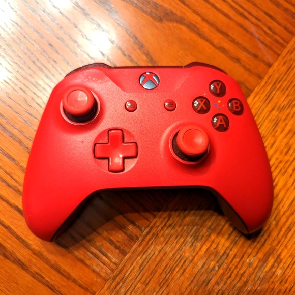 Microsoft Xbox One Wireless Controller Red 🔴 Xbox One 🔥 - Picture 2 of 7